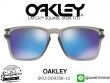 แว่นกันแดด Oakley LATCH SQUARE (ASIA FIT) OO9358-12 Matte Grey INK Prizm Sapphire Iridium