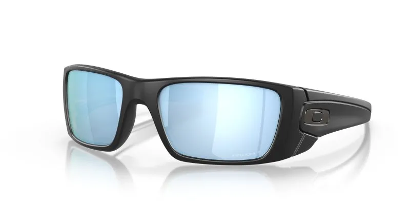 Oakley Fuel Cell OO9096-D8 - Quarter View