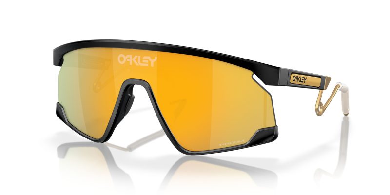 Oakley BXTR METAL OO9237-923701 - Quarter View