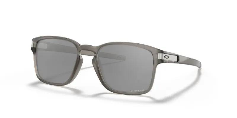 Oakley Latch Squared (A) OO9358-14 - Quarter View