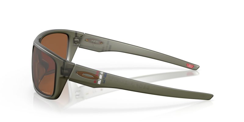 Oakley DROP POINT OO9367-936719 - Side View