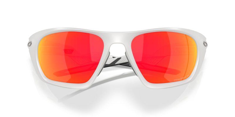 Oakley LATERALIS OO9431-943110 - Folded View