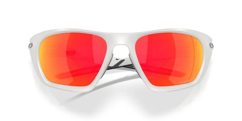 Oakley LATERALIS OO9431-943110 - Folded View