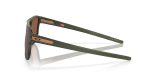 Oakley LATCH BETA OO9436-943603 - Side View Oakley LATCH BETA OO9436-943603 - Side View