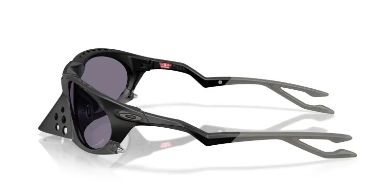 Oakley PLANTARIS OO9437-943701 - Side View