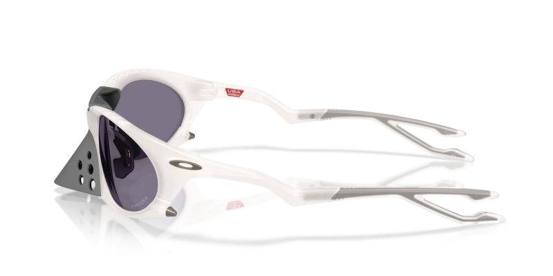 Oakley PLANTARIS OO9437-943706 - Side View