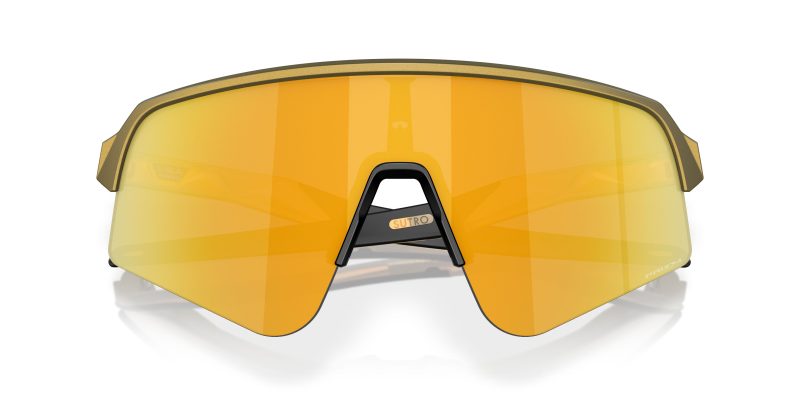 Oakley SUTRO LITE SWEEP OO9465-946521 - Folded View