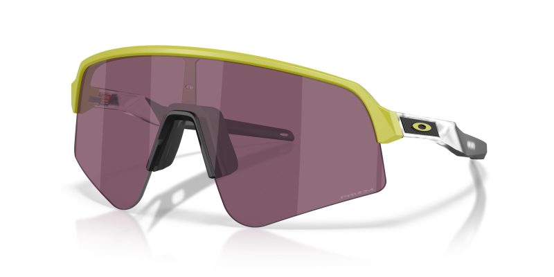 Oakley SUTRO LITE SWEEP OO9465-946537 - Quarter View