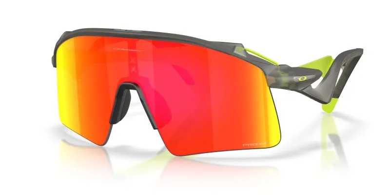 Oakley Stunt Wing OO9519-04 - Quarter View
