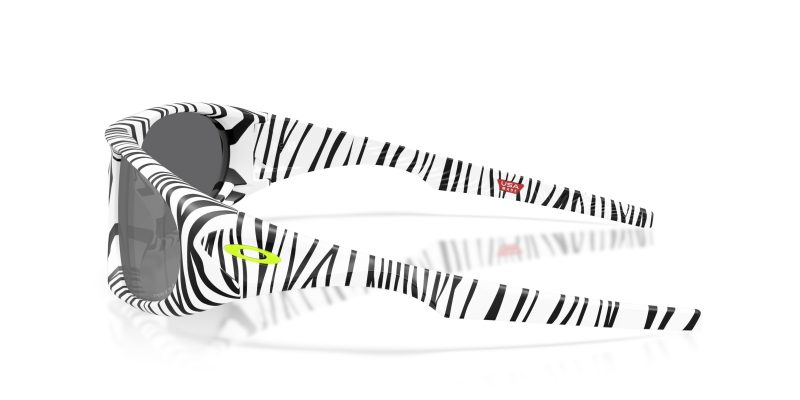 Oakley NEOFORMA OO9528-952804 - Side View