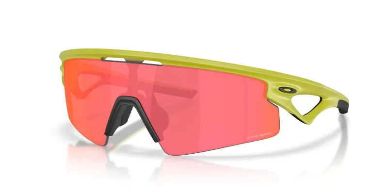 Oakley Sphaera Strike OO9531-06 - Quarter View