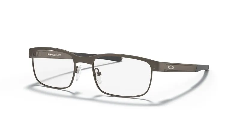 Oakley Surface Plate OX5132-02 - Quarter View