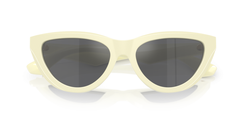 Burberry BE4436U 41456G close-up ด้านหน้า