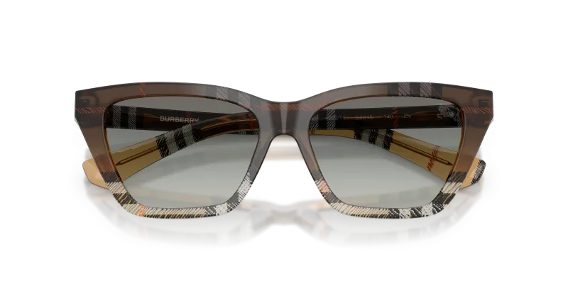 Burberry BE4468F 420211 close-up ด้านหน้า