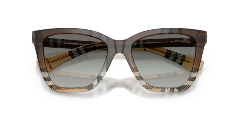 Burberry BE4470F 420211 close-up ด้านหน้า