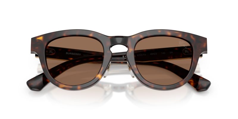 Burberry BE4477F 420573 close-up ด้านหน้า