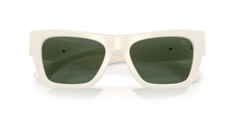 Burberry BE4490U 421871 close-up ด้านหน้า