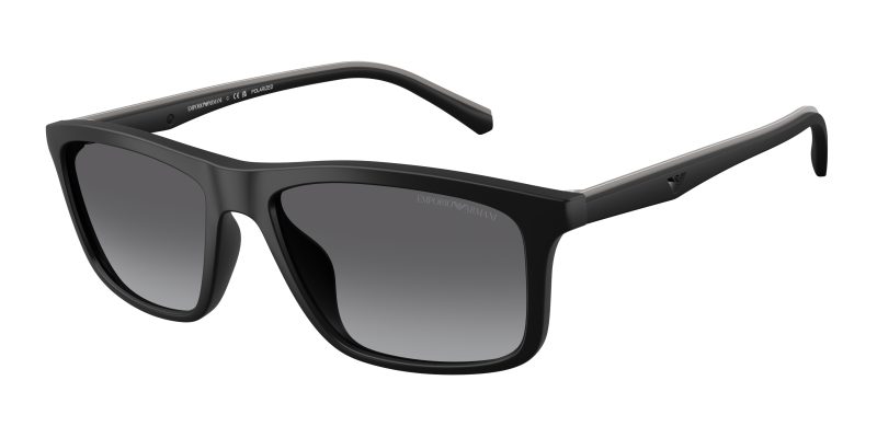 Emporio Armani EA4257U 500181 แว่นกันแดดกรอบฉีดดำด้าน เลนส์ Polarized Grey Gradient สำหรับผู้ชาย