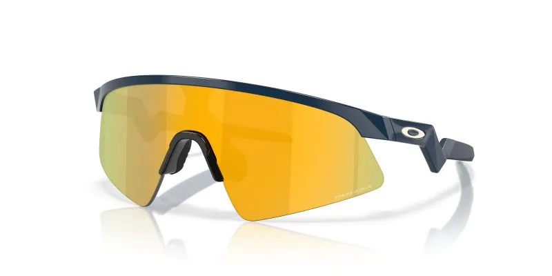 Oakley OJ9015-05 มุมเอียง 3/4
