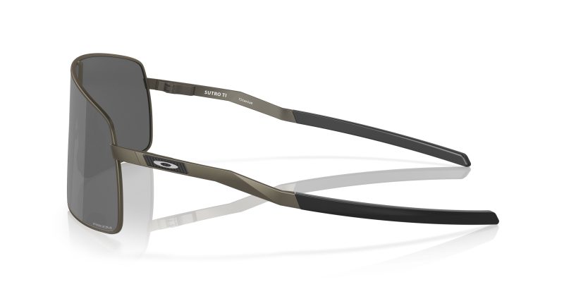 แว่นกันแดด Oakley OO6013 601301 มุมข้าง ขาแว่นไทเทเนียม Matte Gunmetal