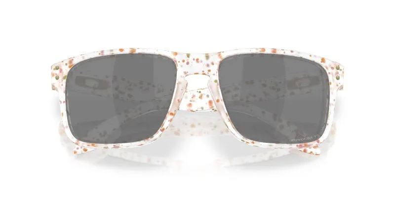 Oakley OO9102-AG close-up ด้านหน้า