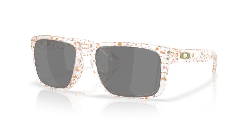 Oakley OO9102 9102AG มุมเอียง 3/4