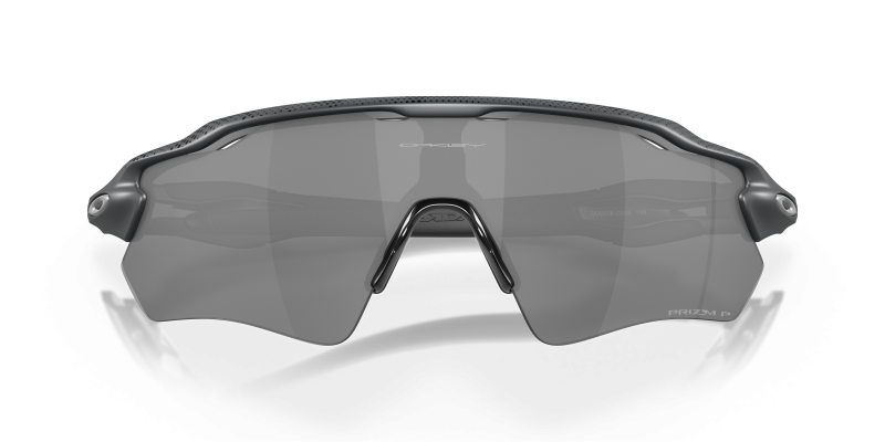 Oakley Radar EV Path OO9208-D3 Carbon Prizm Black Polarized ระยะใกล้
