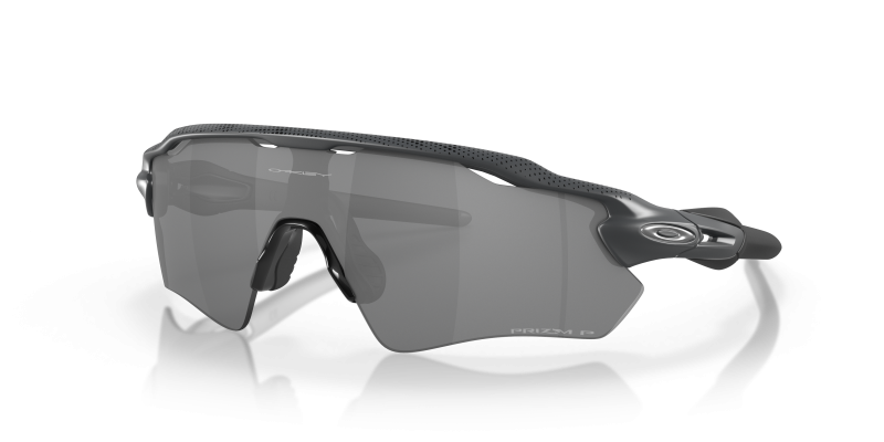 Oakley Radar EV Path OO9208-D3 Carbon Prizm Black Polarized มุมเฉียง