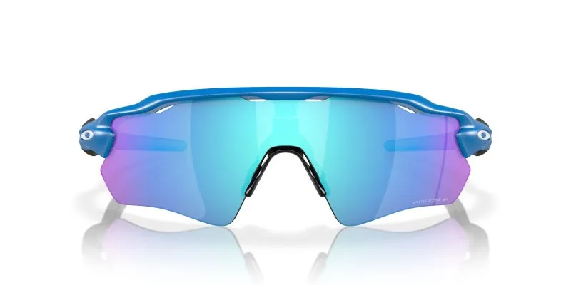 Oakley OO9208-F1 ด้านหน้า