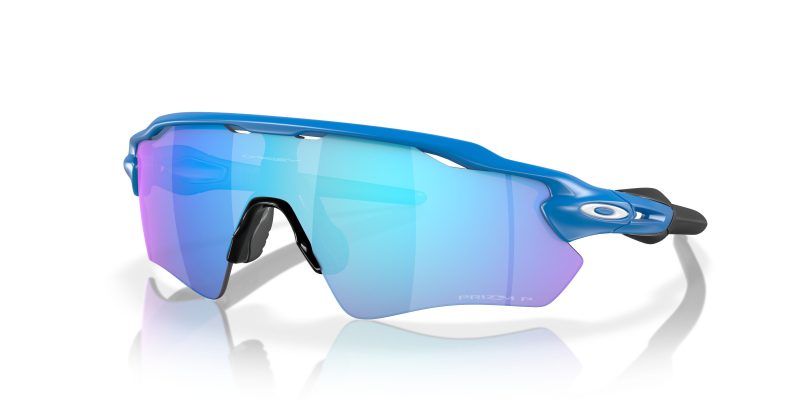 Oakley OO9208 9208F1 มุมเอียง 3/4