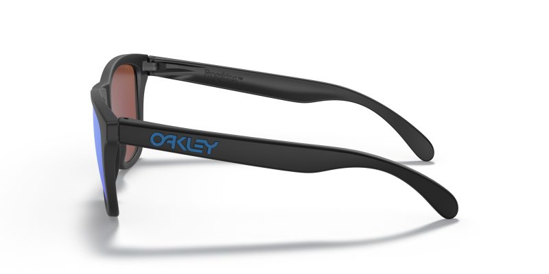 แว่นกันแดด Oakley OO9245 924561 มุมข้าง สีดำด้าน