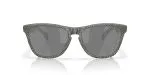 Oakley OO9245-E6 ด้านหน้า Oakley OO9245-E6 ด้านหน้า