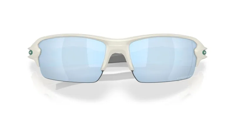 Oakley OO9271 927159 close-up ด้านหน้า