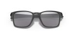 Oakley OO9358 935813 close-up ด้านหน้า