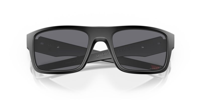 Oakley OO9367 936701 close-up ด้านหน้า