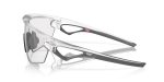 แว่นกันแดด Oakley OO9403 940307 มุมข้าง สีใสด้าน