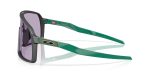 แว่นกันแดด Oakley OO9406A 940647 มุมข้าง หน้ากรอบเหล็ก ขาแว่นMatte Viridian