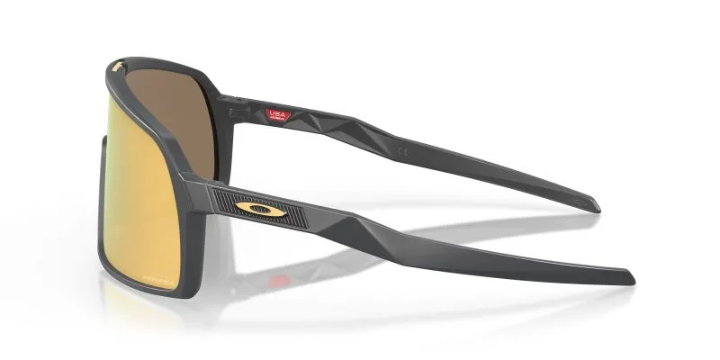 แว่นกันแดด Oakley OO9462-08 มุมข้าง สีMatte Carbon