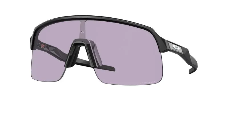 Oakley OO9463A 946323 แว่นกันแดดดำด้าน เลนส์ Prizm Slate สำหรับผู้ชาย