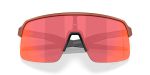 Oakley OO9463A 946332 close-up ด้านหน้า