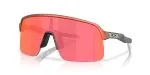 Oakley OO9463A-32 มุมเอียง 3/4