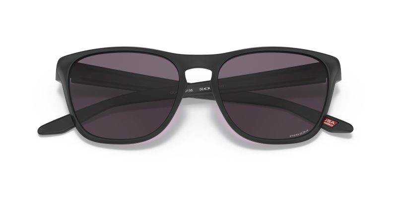 Oakley OO9479 947901 close-up ด้านหน้า