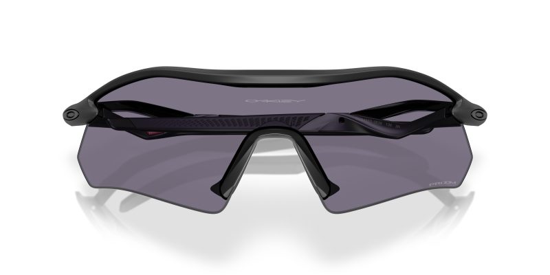 Oakley OO9495D 949506 close-up ด้านหน้า