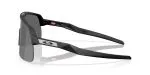 แว่นกันแดด Oakley OO9496 949601 มุมข้าง ทรง Shield ต่อเนื่องชิ้นเดียว