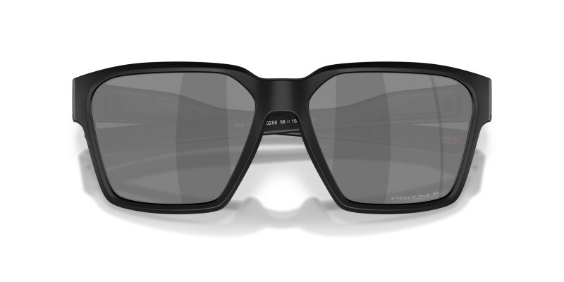 Oakley Briza 949702 close-up ด้านหน้า