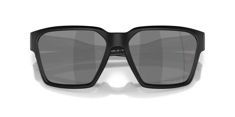 Oakley Briza 949702 close-up ด้านหน้า