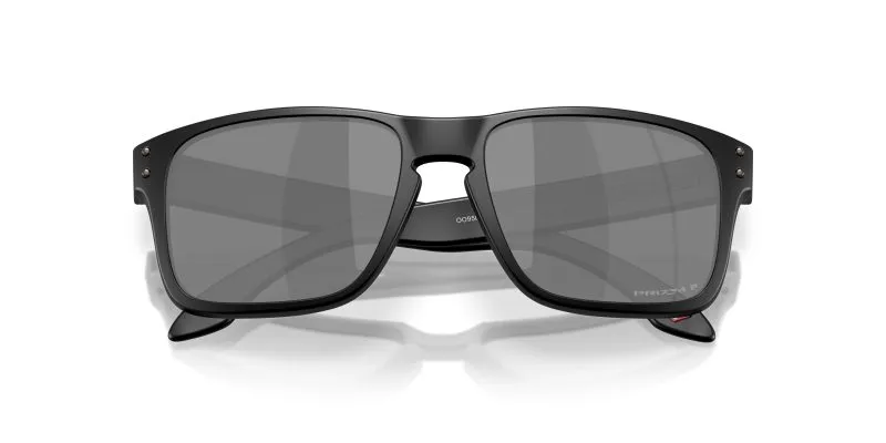 Oakley OO9509-01 close-up ด้านหน้า