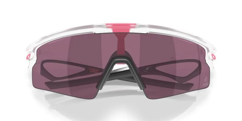 Oakley OO9531 953110 close-up ด้านหน้า