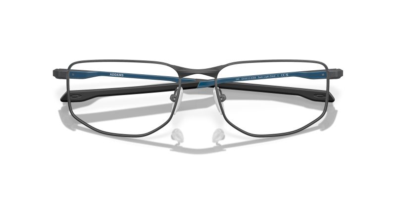 Oakley OX3012 301203 close-up ด้านหน้า