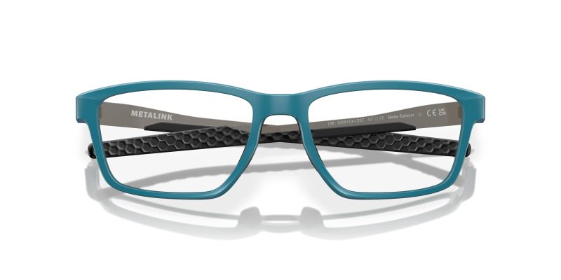 Oakley OX8153 815312 close-up ด้านหน้า